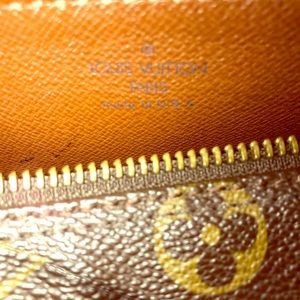 Louis Vuitton Papillon 26 Barrel monogram